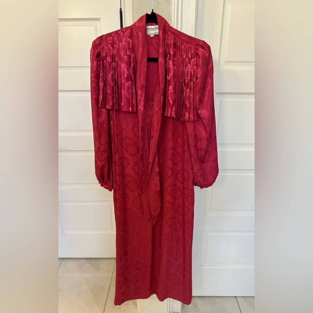 Vintage Christian Dior Pink Floral Loungewear Nightgown Pleated Neck Tie Size S